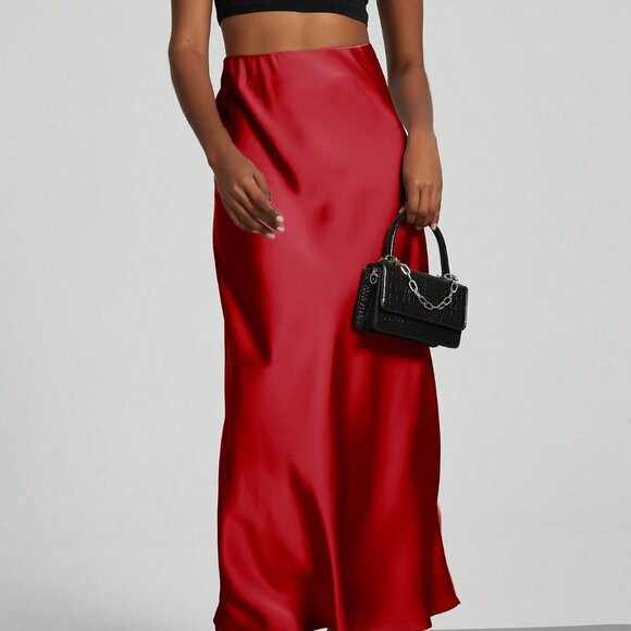 Red Casual Women's Elastic Satin Finish Maxi Skirt - Picture 5 of 8